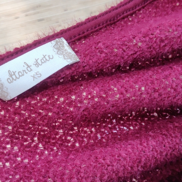 Altar'd State cropped sweater - Picture 2 of 2